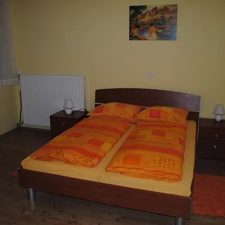 Mlada Lipa