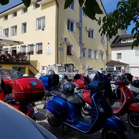 Guest house Mlada Lipa 3*
